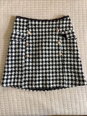 Houndstooth Mini Skirt